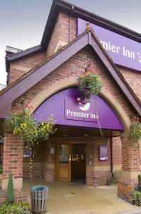 Premier Inn Manchester North (Middleton)