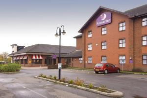 The Bedrooms at Premier Inn Manchester (Prestwich)