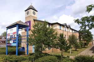 The Bedrooms at Premier Inn Bristol Filton