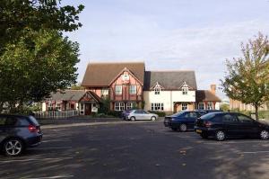 The Bedrooms at Premier Inn Reading (Caversham Bridge)