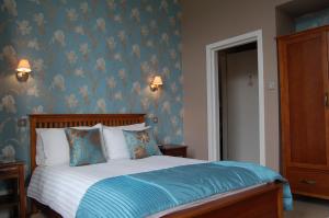 The Bedrooms at Fernbank Guest House