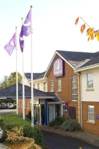 The Bedrooms at Premier Inn Coventry South (A45)