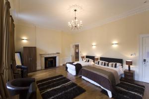 The Bedrooms at Queens Guest House