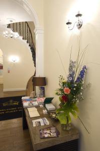 The Bedrooms at Queens Guest House