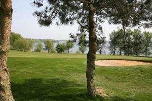 The Bedrooms at Draycote Hotel And Whitefields Golf Course