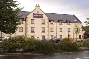 The Bedrooms at Premier Inn Edinburgh (Newcraighall)