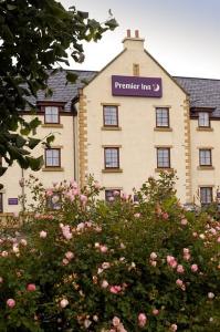 The Bedrooms at Premier Inn Edinburgh (Newcraighall)