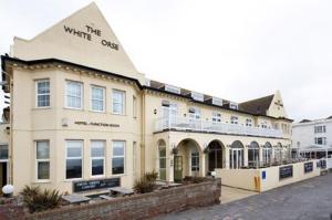 The Bedrooms at White Horse Hotel