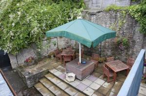 The Bedrooms at The Woolpack Inn