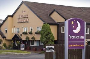 The Bedrooms at Premier Inn Glasgow (Cumbernauld)