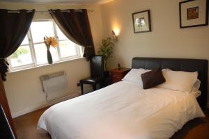 The Bedrooms at The Carrington Arms