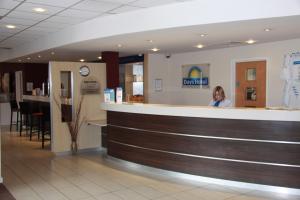 The Bedrooms at Days Hotel London Luton Airport