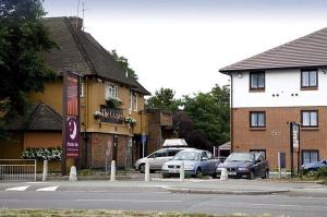 The Bedrooms at Premier Inn Hayes (Heathrow)