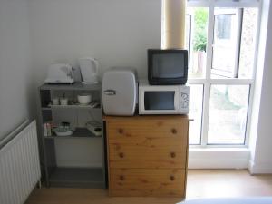 The Bedrooms at Ealing Guest House