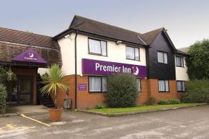 The Bedrooms at Premier Inn Wirral (Bromborough)