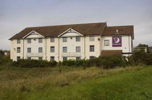 The Bedrooms at Premier Inn Warrington Centre