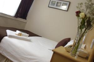 The Bedrooms at De Vere Venues Harben House