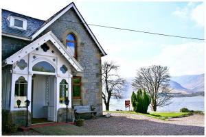 The Bedrooms at Innseagan House Hotel