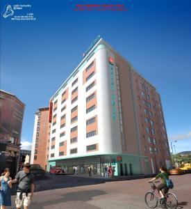 ibis Belfast City Centre