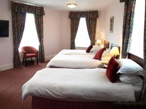 The Bedrooms at Mackays Hotel
