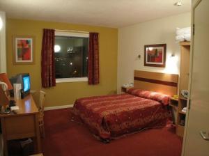 The Bedrooms at Jurys Inn Heathrow