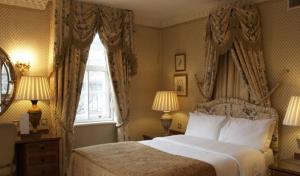 The Bedrooms at Hendon Hall