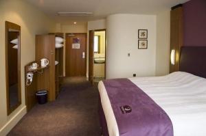 The Bedrooms at Premier Inn London Docklands