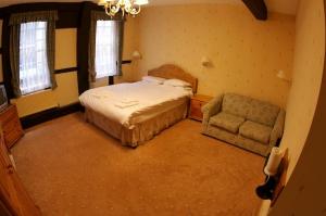 The Bedrooms at The New Inn