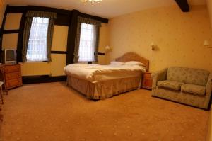 The Bedrooms at The New Inn