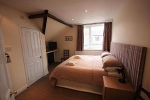 The Bedrooms at Queen Annes Guest House