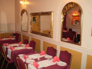 The Restaurant at Paramount Hotel And Balti Restaurant