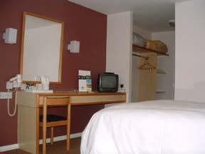 The Bedrooms at Days Inn Hotel Sedgemoor