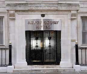 The Bedrooms at Astor Court Hotel