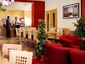 The Restaurant at Comfort Inn Buckingham Palace Rd. Victoria