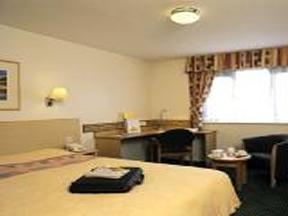 The Bedrooms at Days Inn Hotel Sheffield South