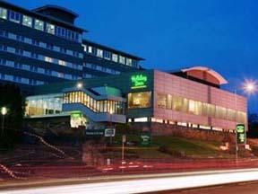 The Bedrooms at Holiday Inn Edinburgh