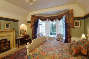 The Bedrooms at The Stakis Cairn Lodge Hotel