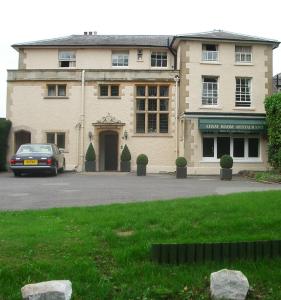 The Bedrooms at Preston Cross Hotel