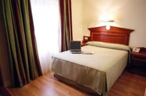 The Bedrooms at Royal Eagle Hotel