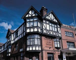 The Bedrooms at The Maids Head Hotel