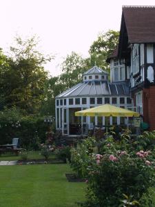 The Bedrooms at Norman Hurst Hotel