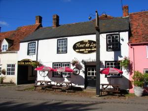 Fleur De Lys Inn