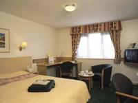 The Bedrooms at Days Inn Hotel Fleet