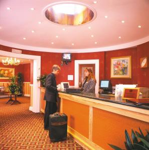 The Bedrooms at Best Western Carlton Hotel