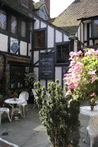 The Bedrooms at The Falstaff Hotel