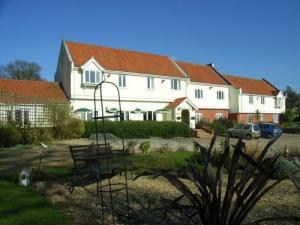 The Bedrooms at Wayford Bridge Inn Hotel