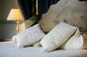 The Bedrooms at Stonecross Manor Hotel