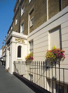 The Bedrooms at Seymour Hotel