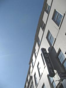 The Bedrooms at Rennie Mackintosh City Hotel