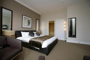 The Bedrooms at Best Western Lodge Hotel